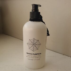Sand + Fog White Pumpkin Hand Soap